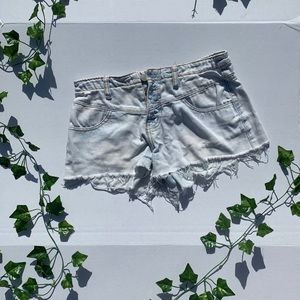 Women’s Frayed Jean Shorts